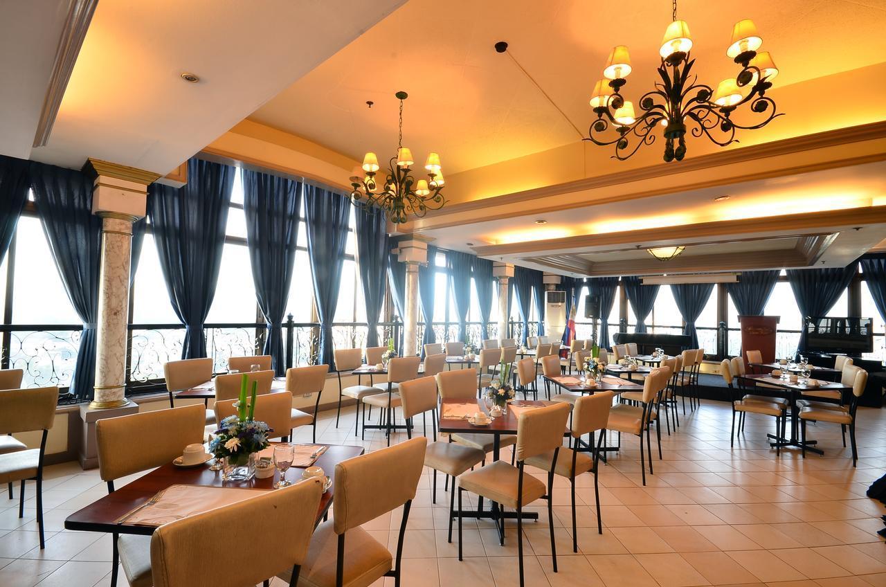 Fernandina 88 Suites Hotel Кесон Сити Екстериор снимка