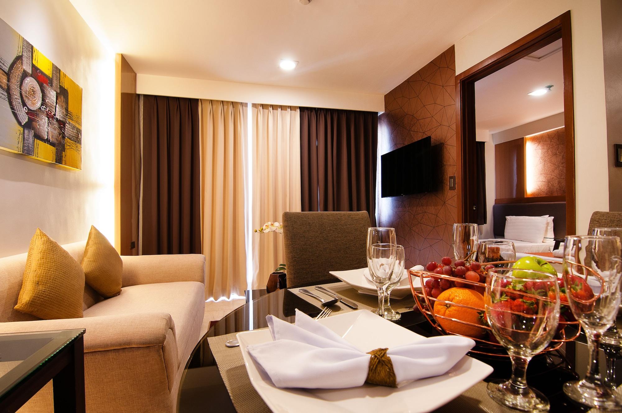 Fernandina 88 Suites Hotel Кесон Сити Екстериор снимка