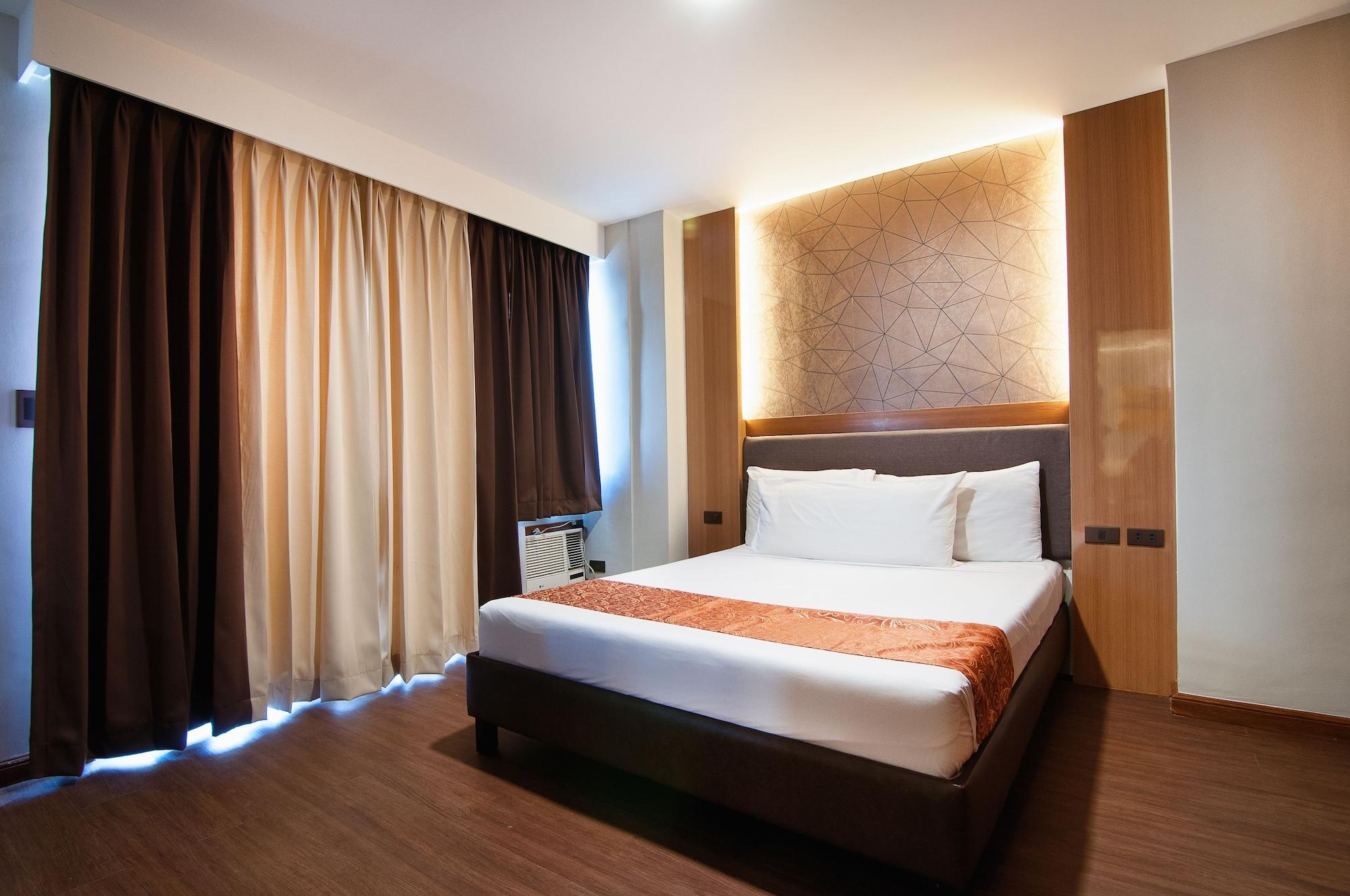Fernandina 88 Suites Hotel Кесон Сити Екстериор снимка