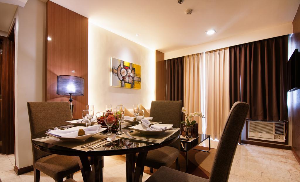 Fernandina 88 Suites Hotel Кесон Сити Екстериор снимка