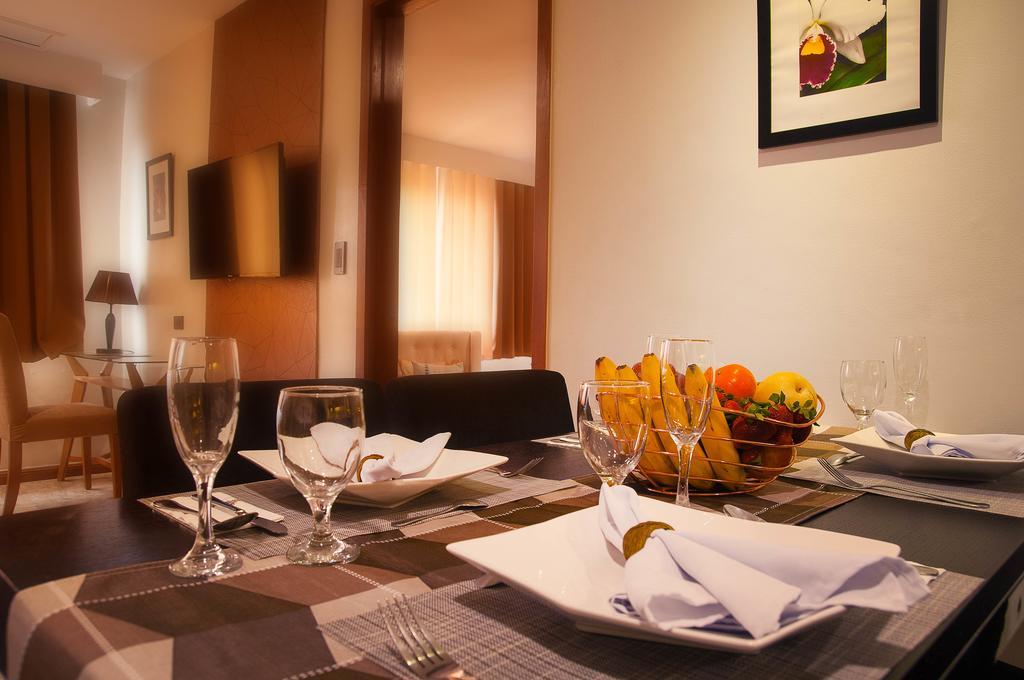 Fernandina 88 Suites Hotel Кесон Сити Екстериор снимка