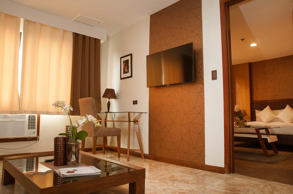 Fernandina 88 Suites Hotel Кесон Сити Екстериор снимка